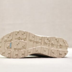 On Cloudvista 2 Cream Desert