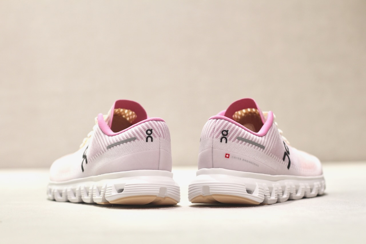 ON Cloud 6 Push Tangerine Raspberry