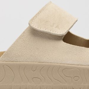 Veja Etna Suede Soft Pierre Almond