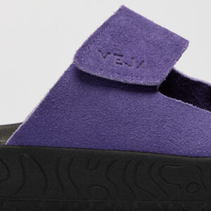 Veja Etna Suede Soft Acai Black