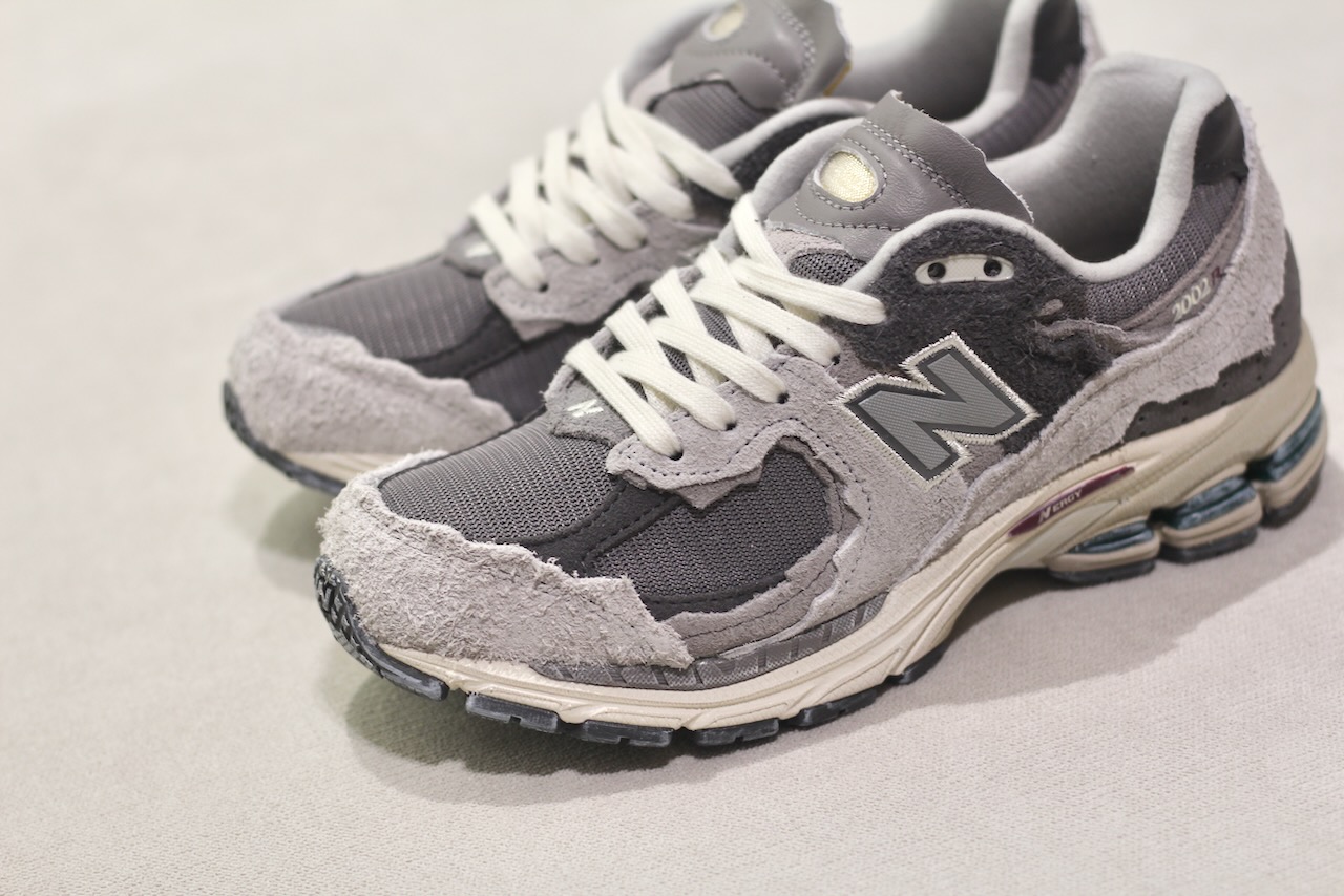 New Balance 2002R DA Rain Cloud Magnet