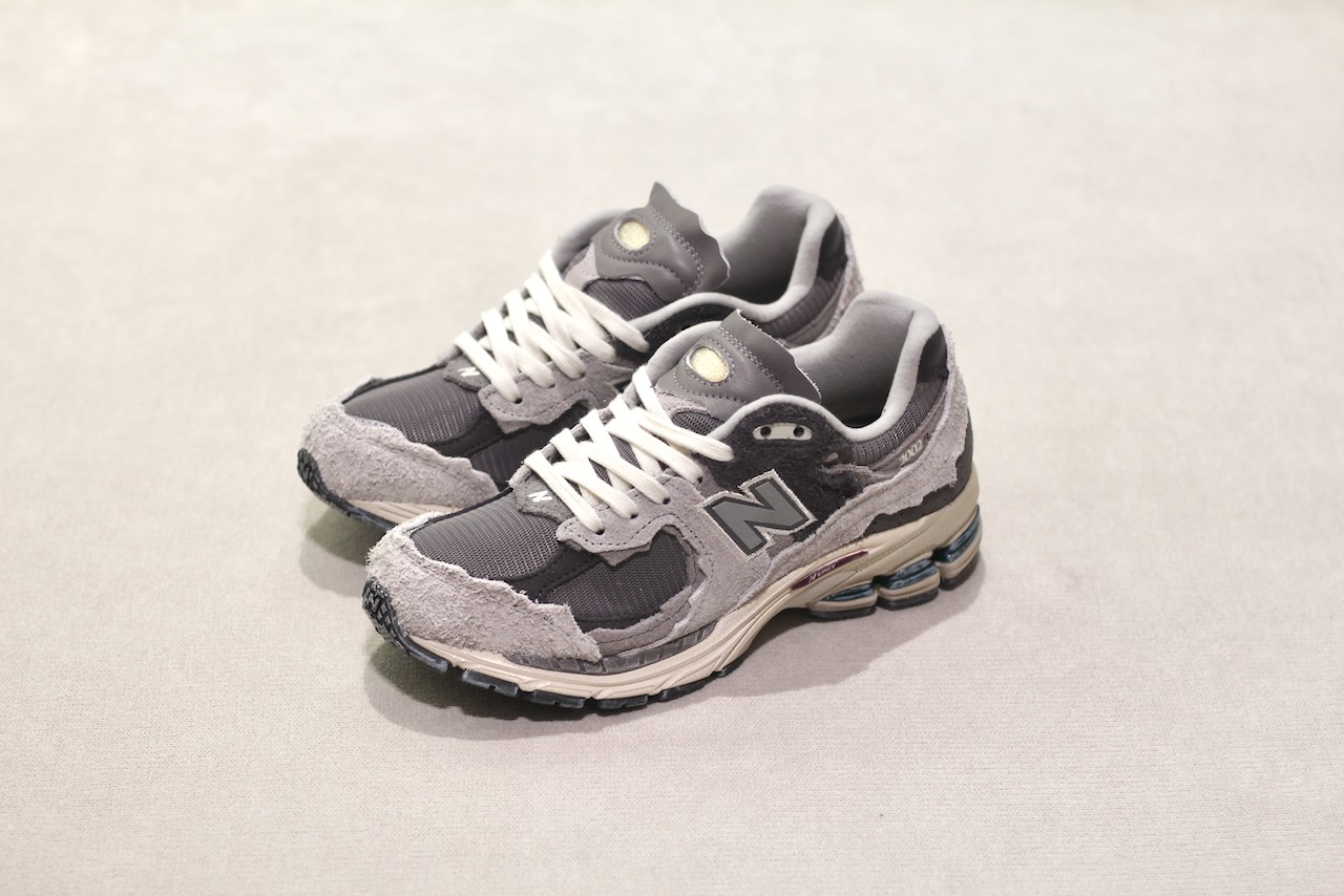 New Balance 2002R DA Rain Cloud Magnet