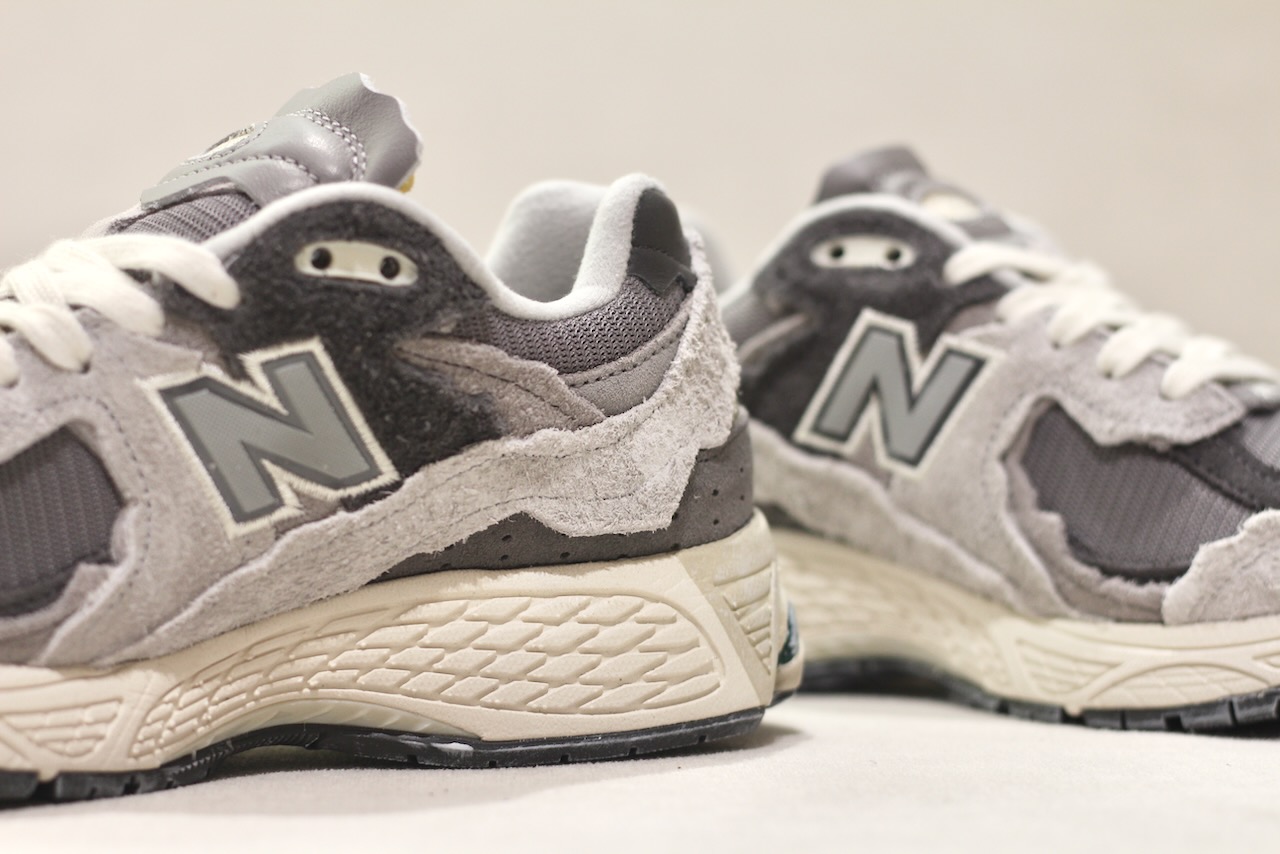 New Balance 2002R DA Rain Cloud Magnet