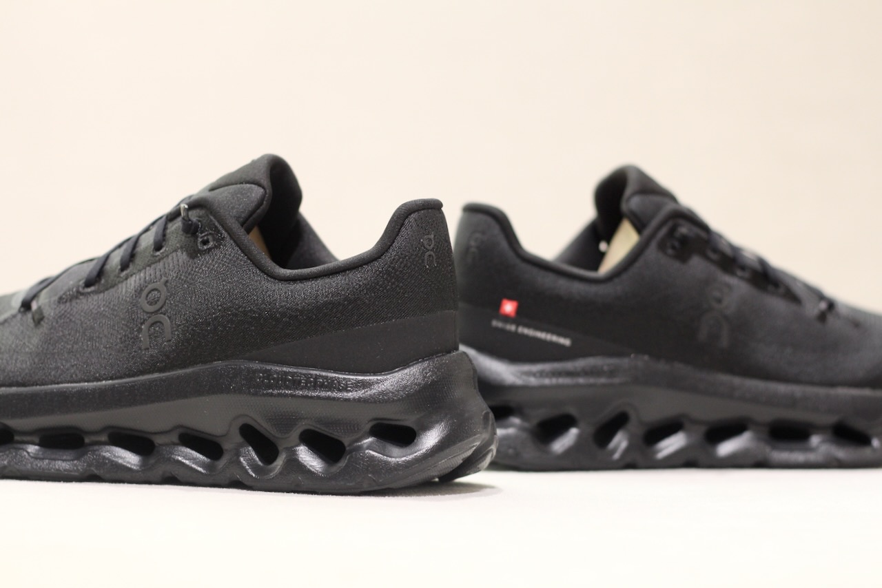 On Cloudtilt 1 M Eclipse Black