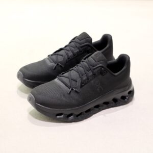 On Cloudtilt 1 M Eclipse Black