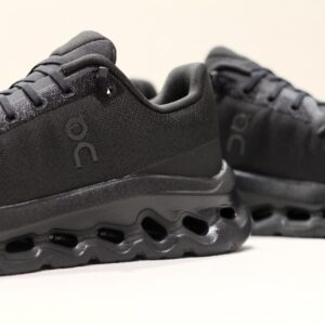 On Cloudtilt 1 M Eclipse Black