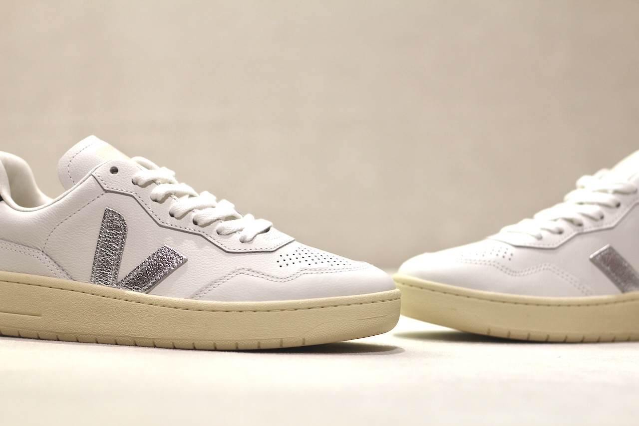 Veja V90 O.T Leather White Silver Black