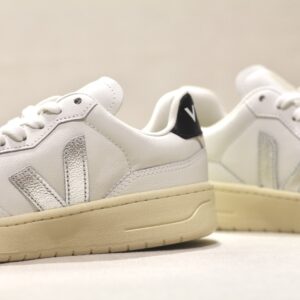 Veja V90 O.T Leather White Silver Black