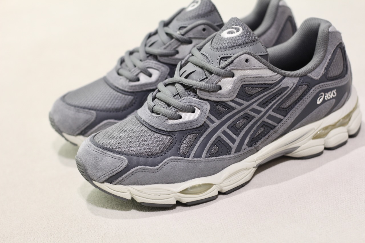 Gel Nyc Steel Grey Carrier Grey