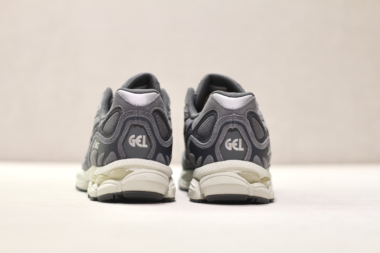 Gel Nyc Steel Grey Carrier Grey