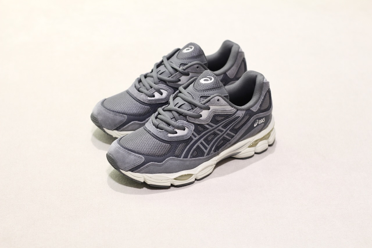 Gel Nyc Steel Grey Carrier Grey