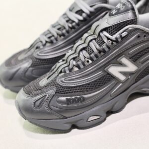 New Balance M1000F Black Metallic Black Cement