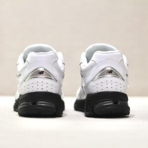 New Balance U2002RE White Silver Metallic