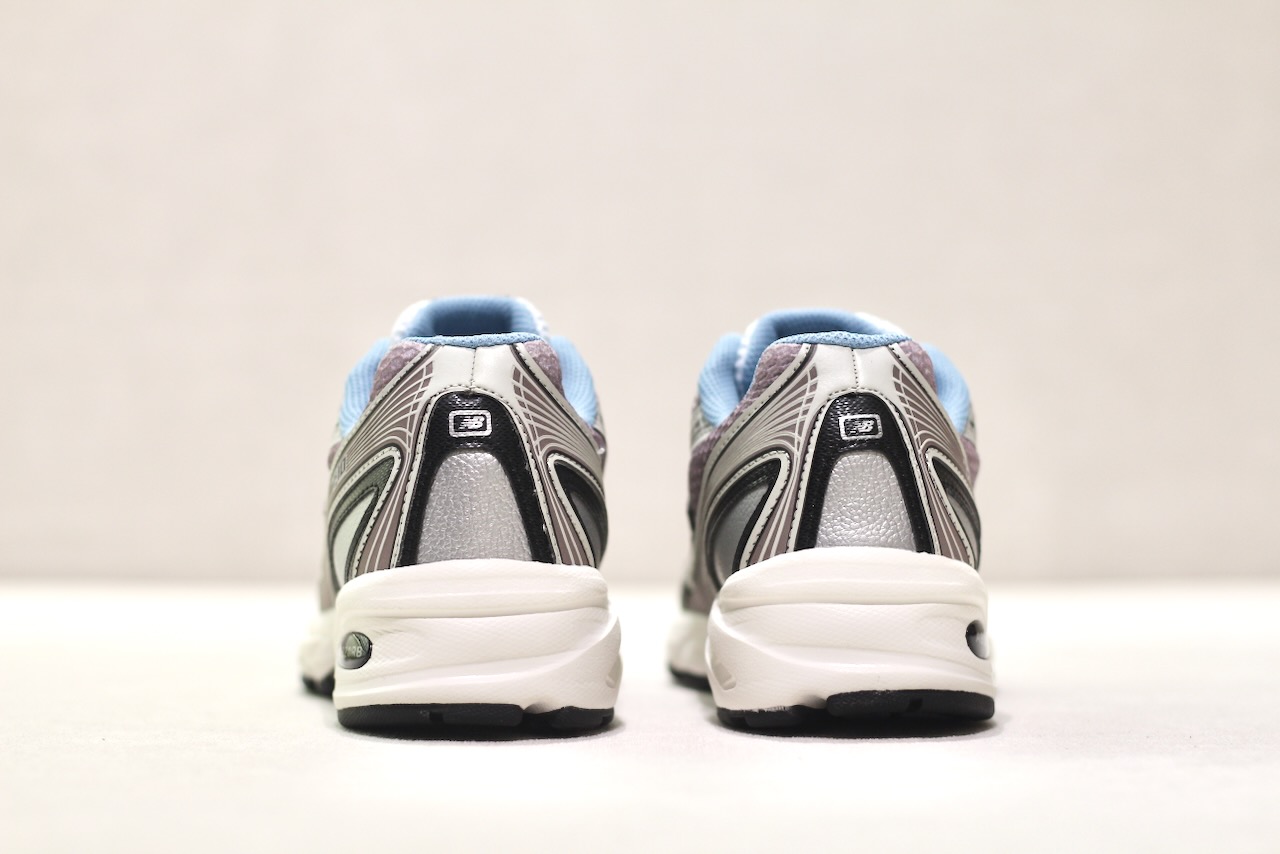 New Balance U740BL2 Sea Salt Earth Shadow