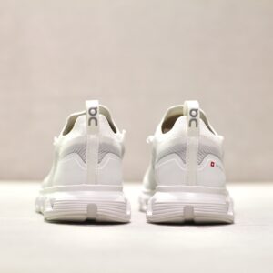 ON Cloud 6 Versa White