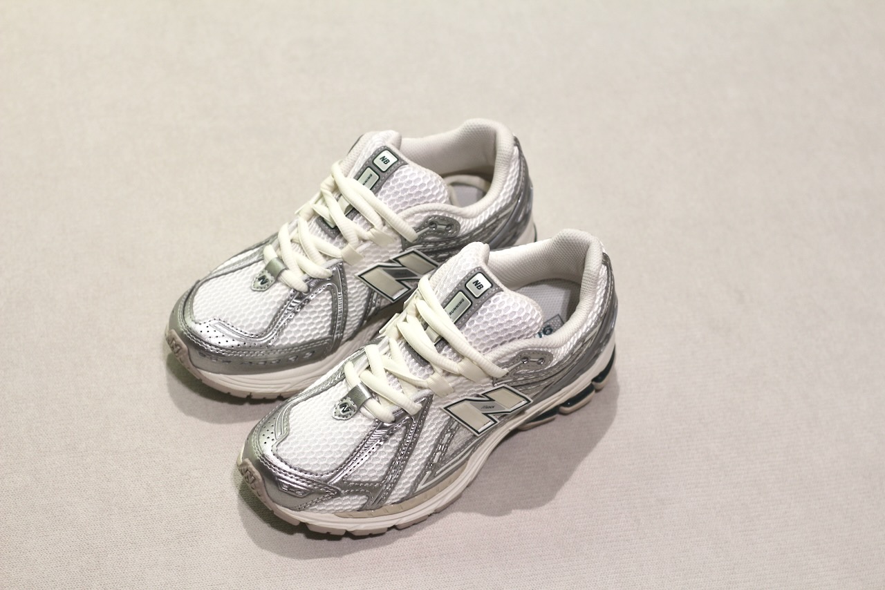 New Balance M 1906R EE Metallic Silver Sea Salt New Spruce