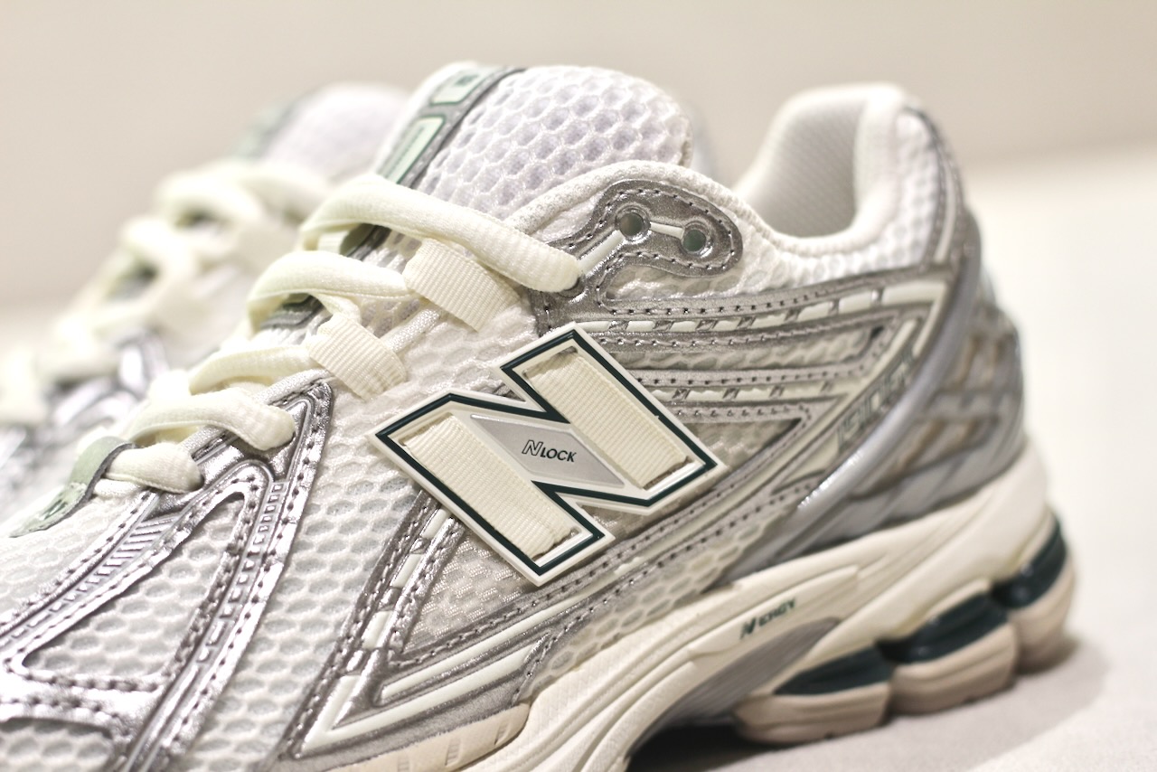 New Balance M 1906R EE Metallic Silver Sea Salt New Spruce