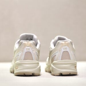 New Balance U 740 KP2 Bisque Angora