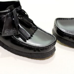 Clarks Wallabee Hi Shine Leather Black