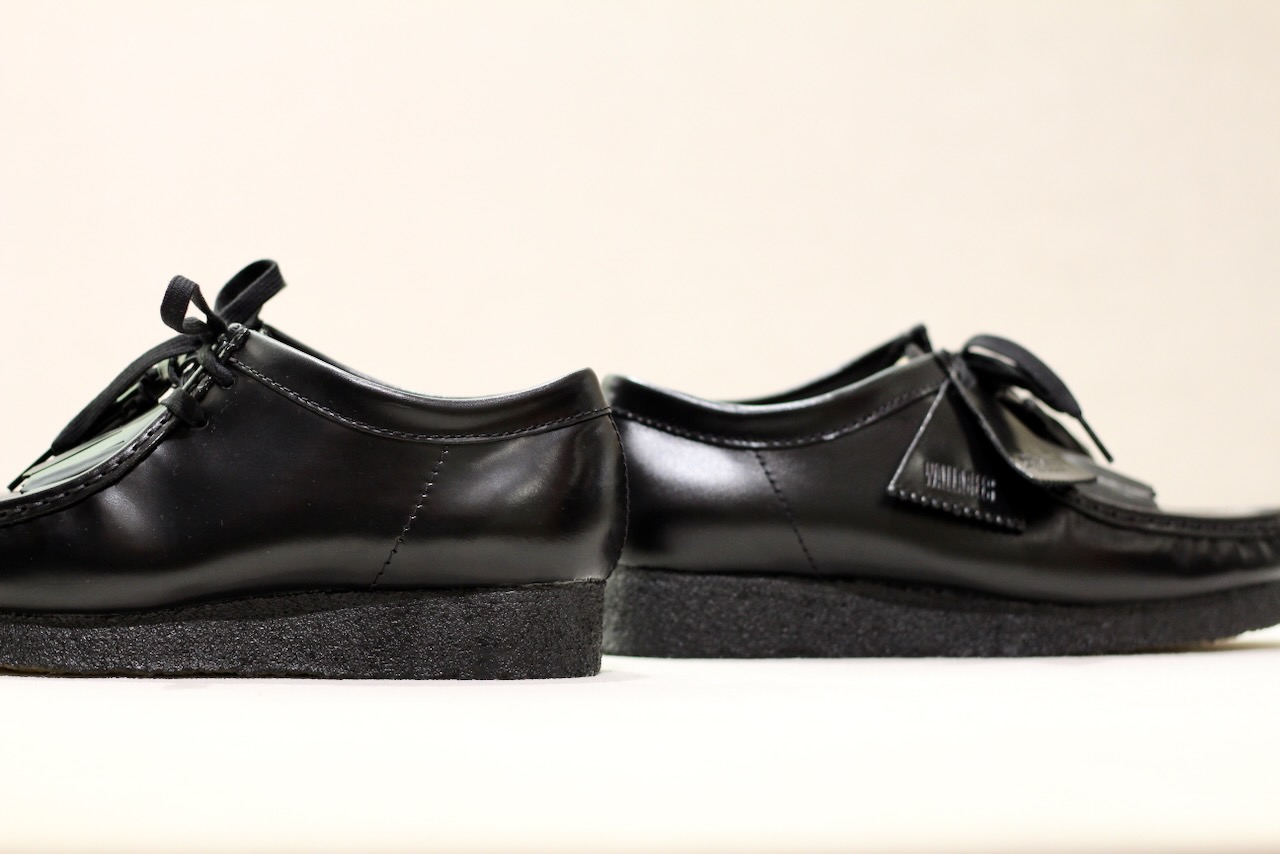 Clarks Wallabee Hi Shine Leather Black