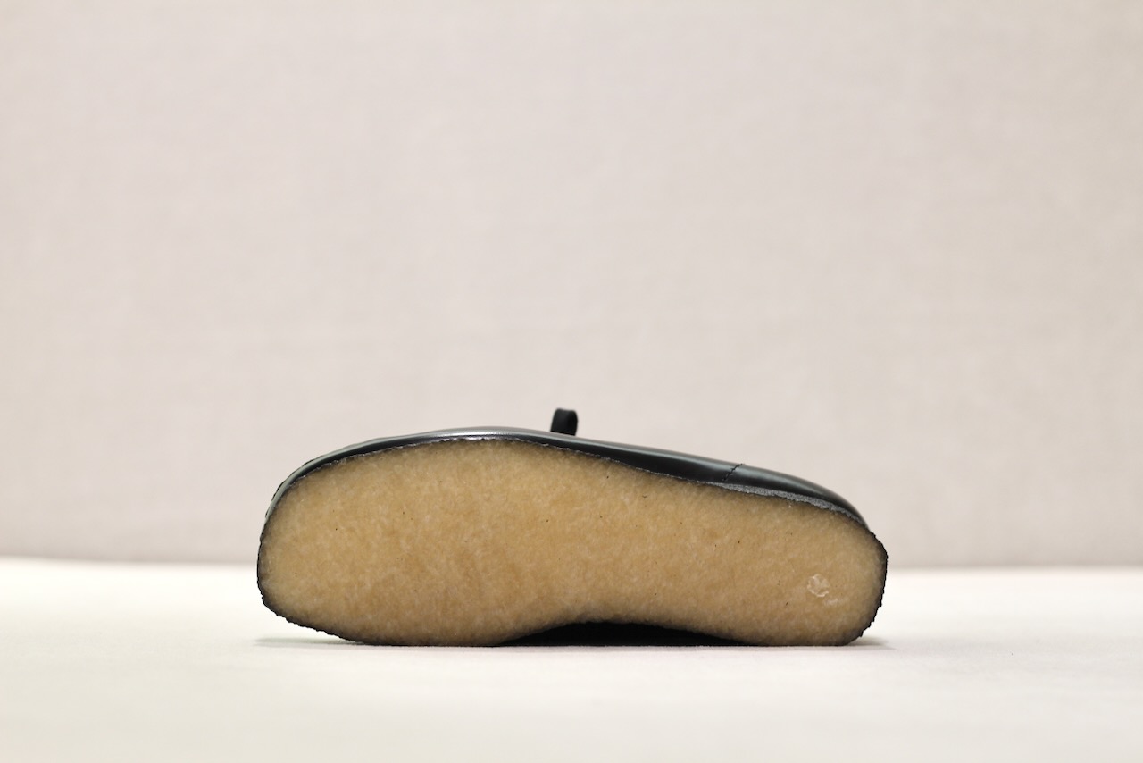 Clarks Wallabee Hi Shine Leather Black