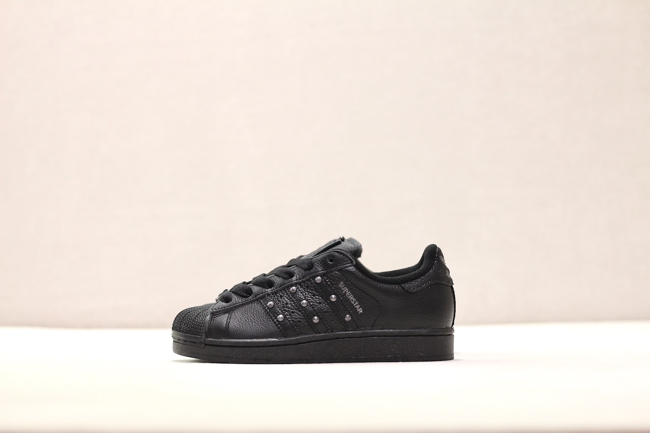 Superstar II Berlin Black Carbon
