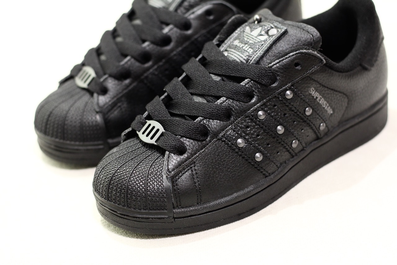Superstar II Berlin Black Carbon