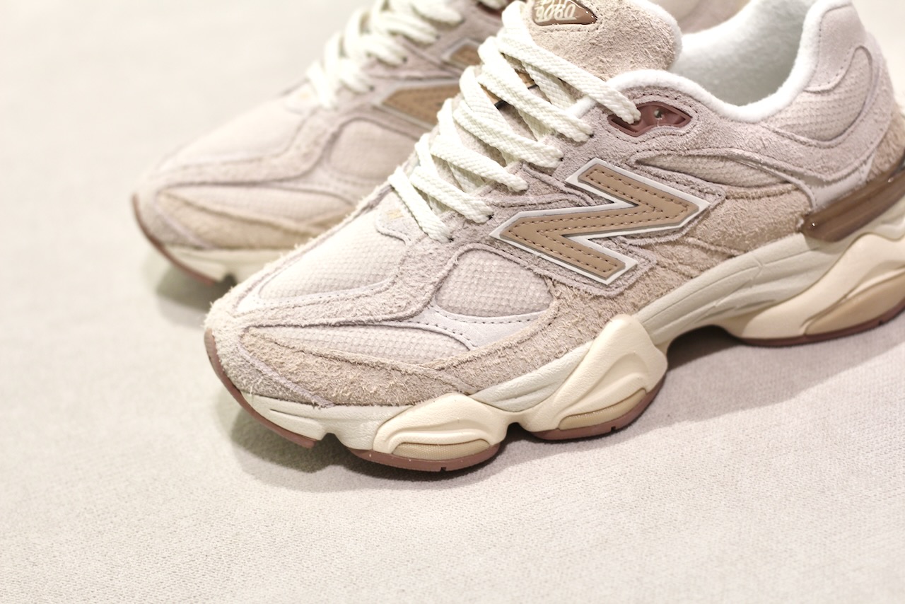 New Balance U 9060 CCB Bisque Sea Salt