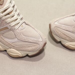 New Balance U 9060 CCB Bisque Sea Salt