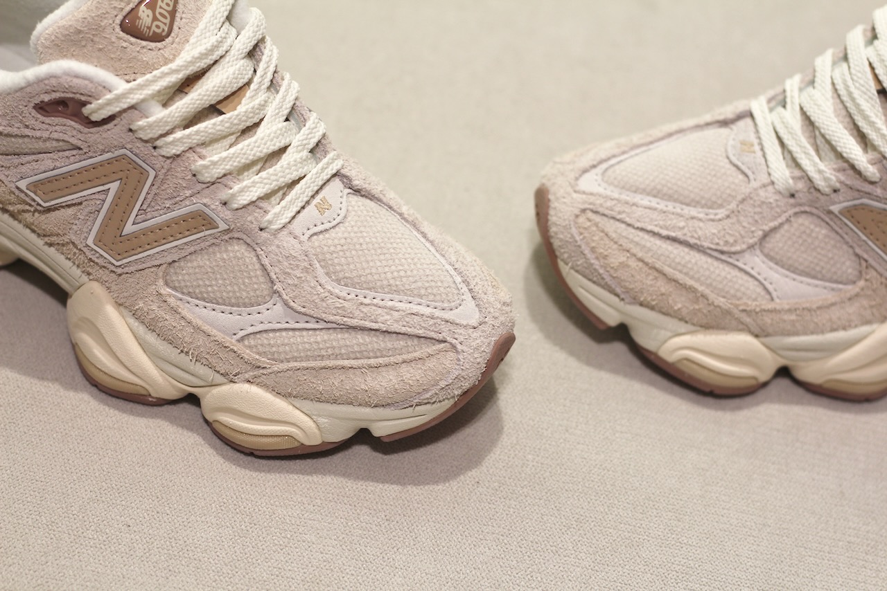 New Balance U 9060 CCB Bisque Sea Salt