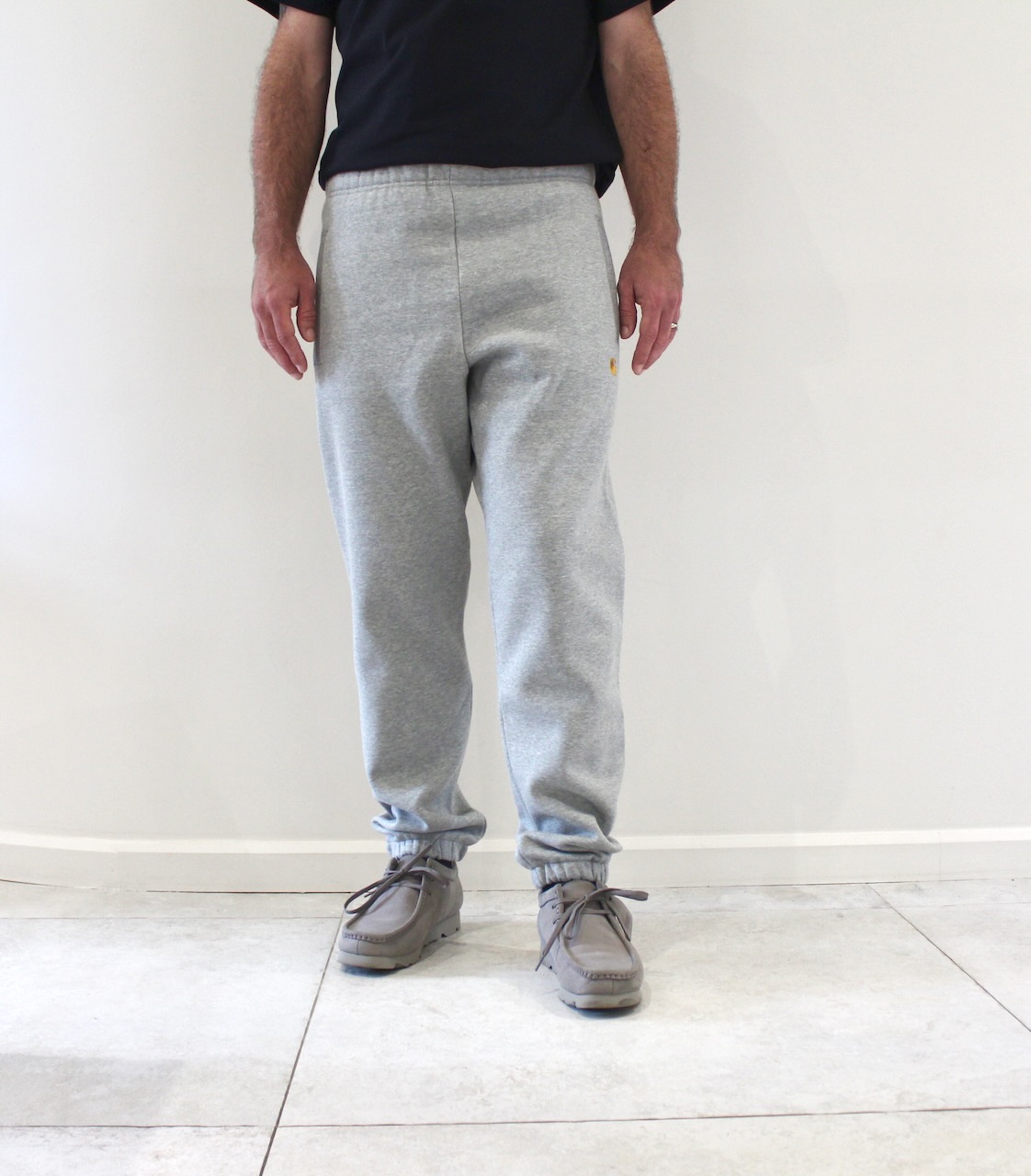 Carhartt Wip Chase Sweat Pant Grey Heather Gold
