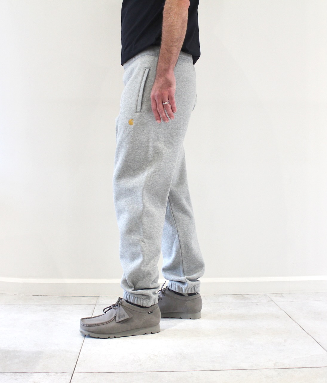 Carhartt Wip Chase Sweat Pant Grey Heather Gold