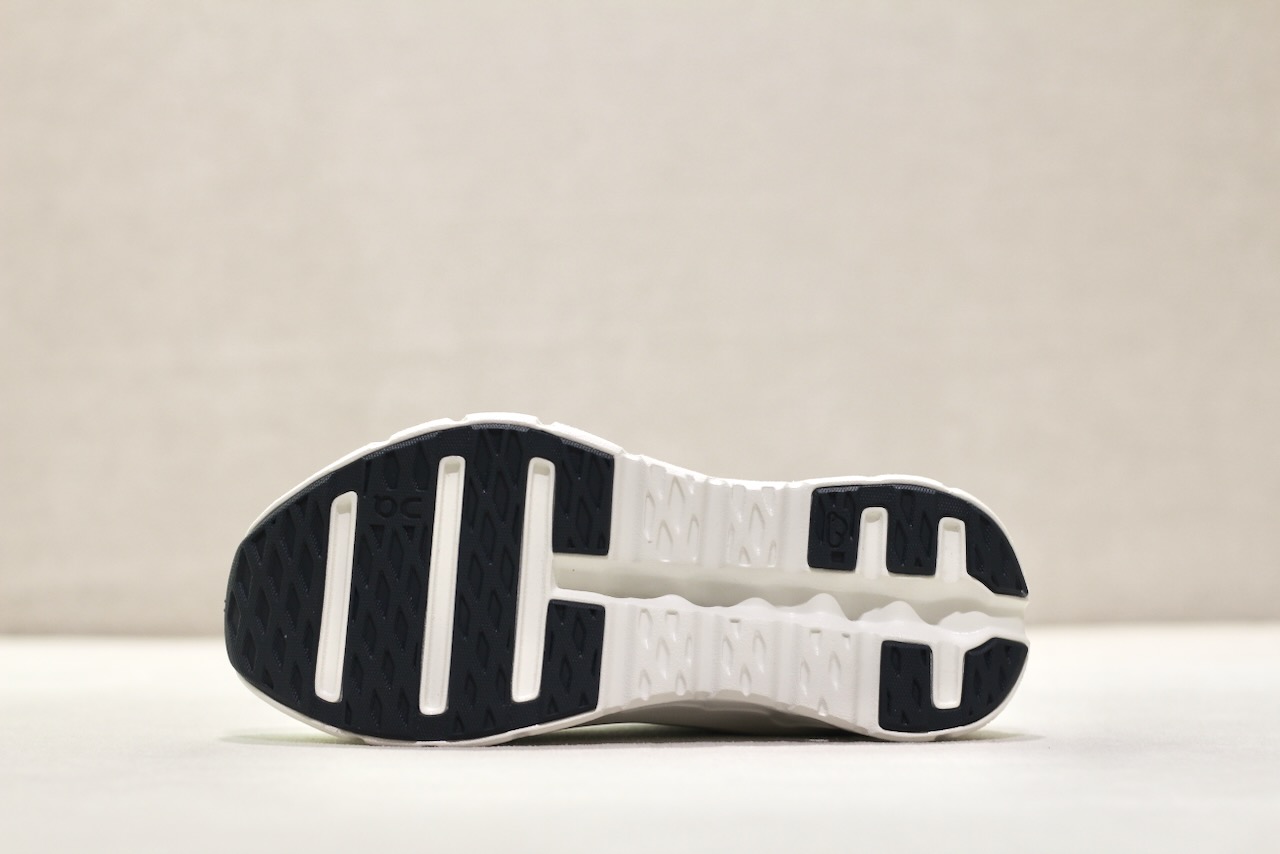 ON Cloudtilt 1 Midnight Ice