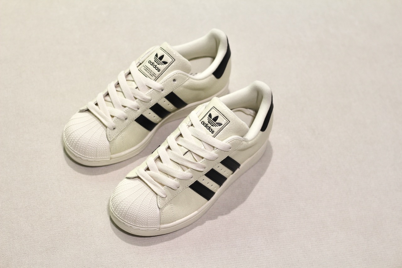 Superstar II Offwhite leather Cracked