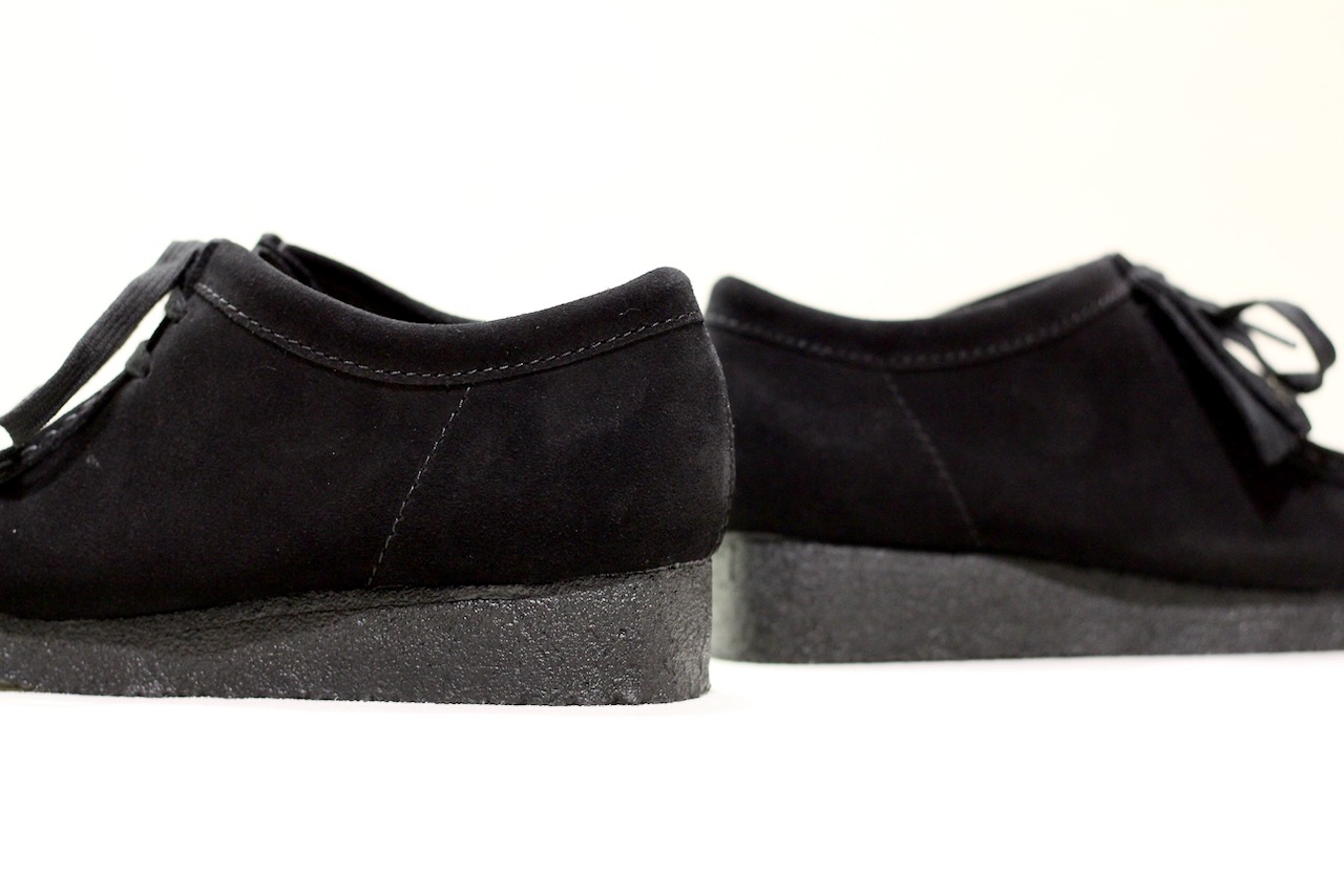 Clarks Wallabee Noir Suede