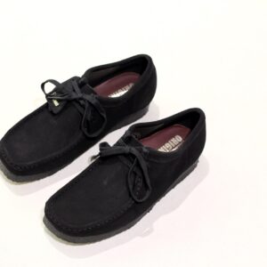 Clarks Wallabee Noir Suede