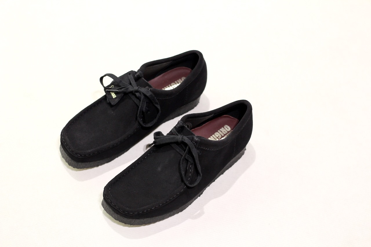 Clarks Wallabee Noir Suede