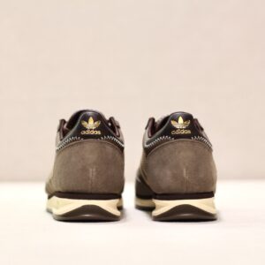 SL 72 RS Earth Warvan