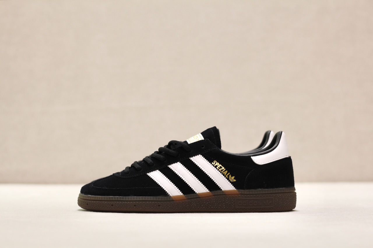 Handball Spezial Black White Gum