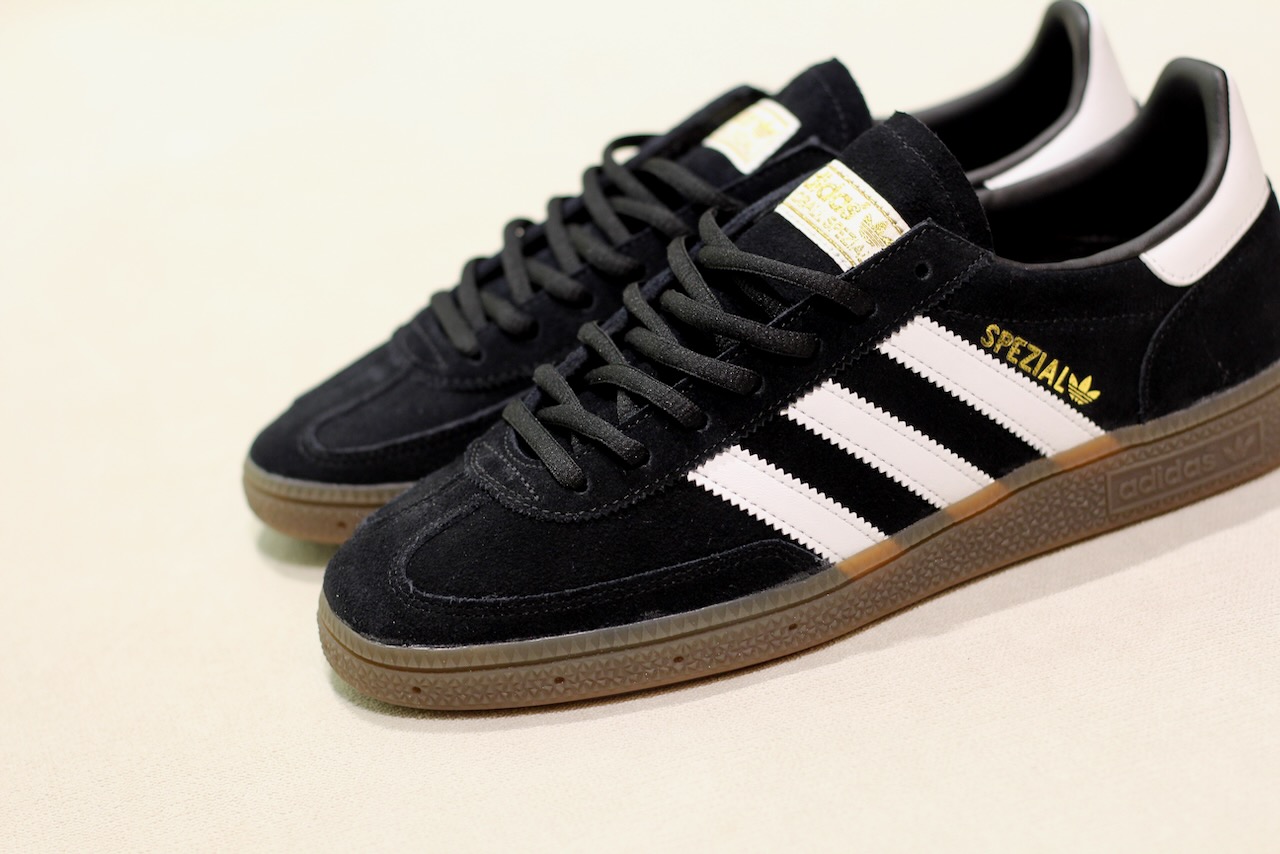 Handball Spezial Black White Gum