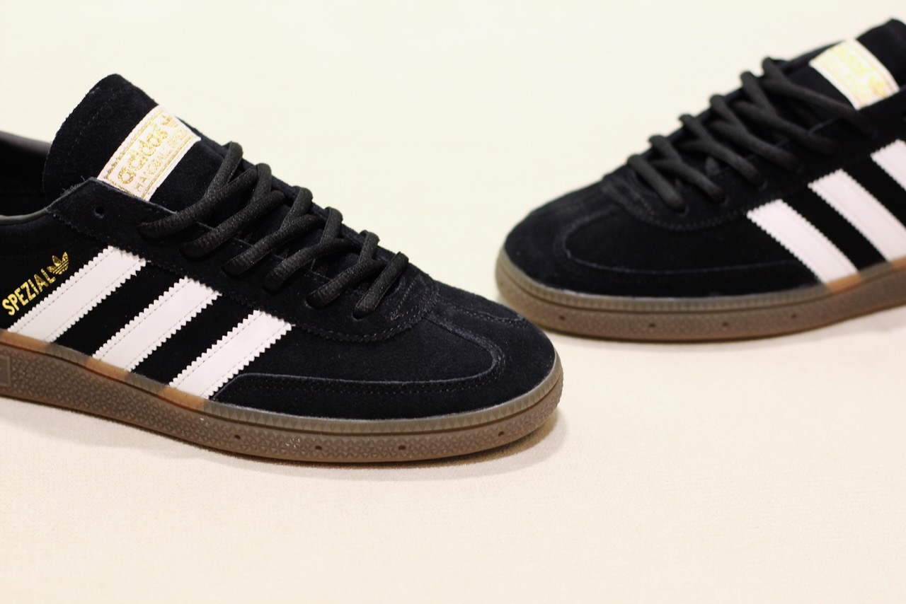 Handball Spezial Black White Gum