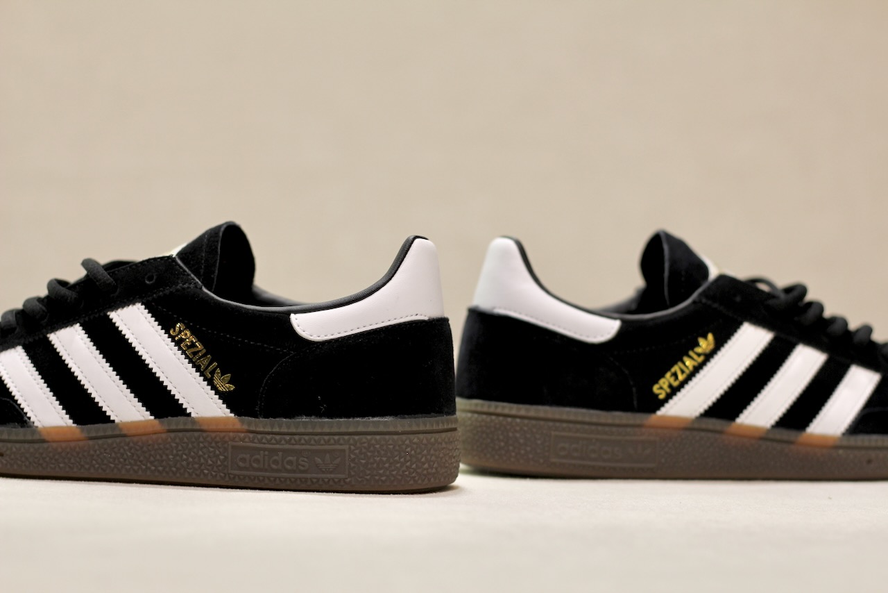 Handball Spezial Black White Gum