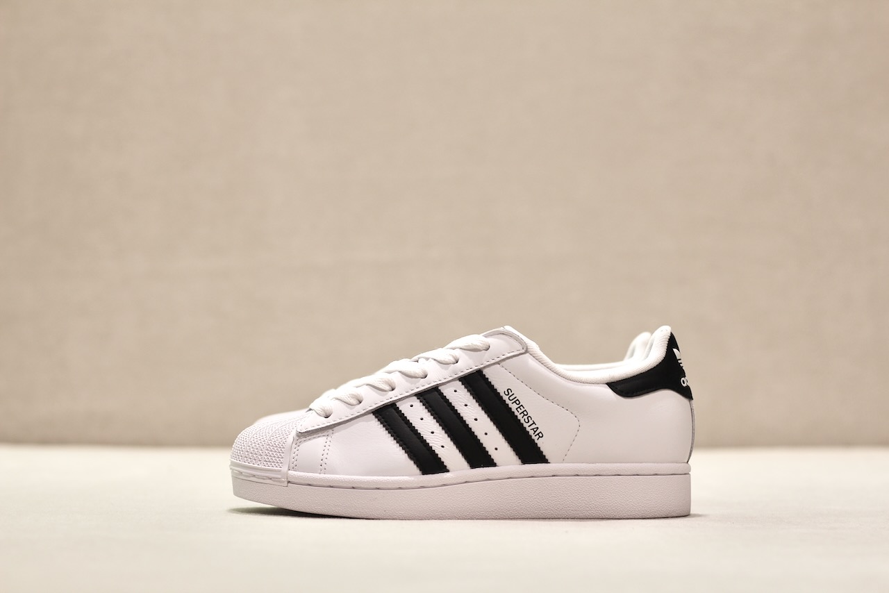 Superstar II White Black