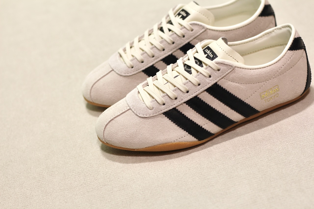 Tokyo W Off White Black Gold Metal