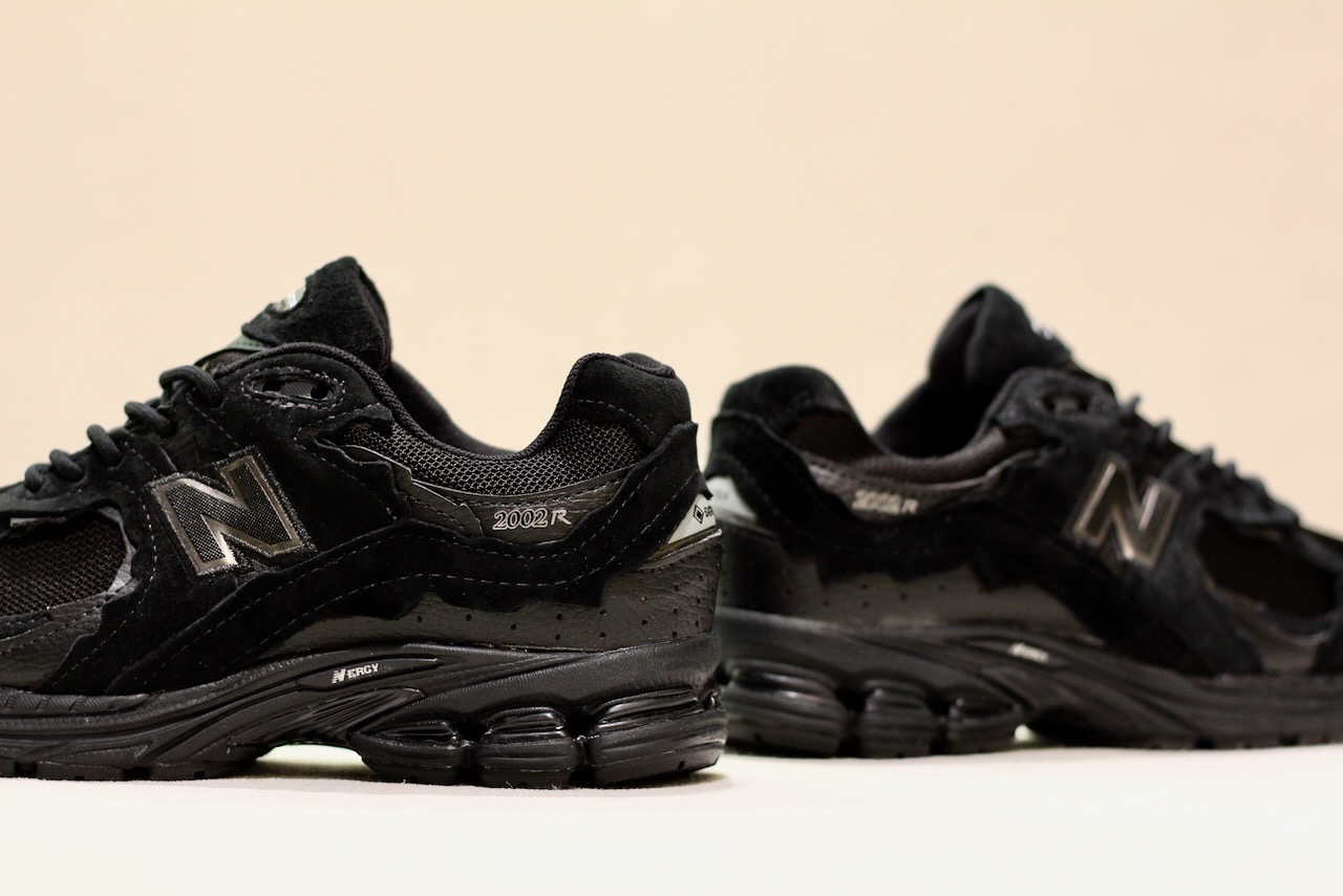 New Balance U2002DXB Black Black Metallic Gore Tex