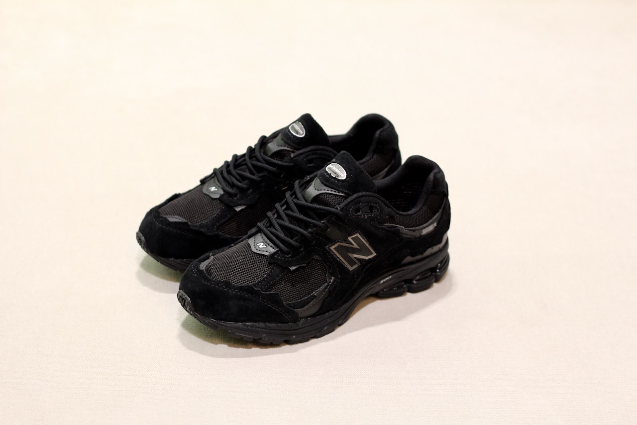 New Balance U2002DXB Black Black Metallic Gore Tex