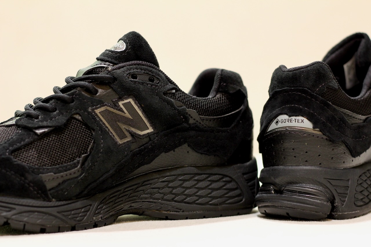 New Balance U2002DXB Black Black Metallic Gore Tex