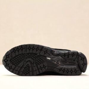 New Balance U2002DXB Black Black Metallic Gore Tex