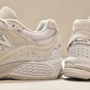 New Balance U 2002 DXA White Reflexion Gore Tex