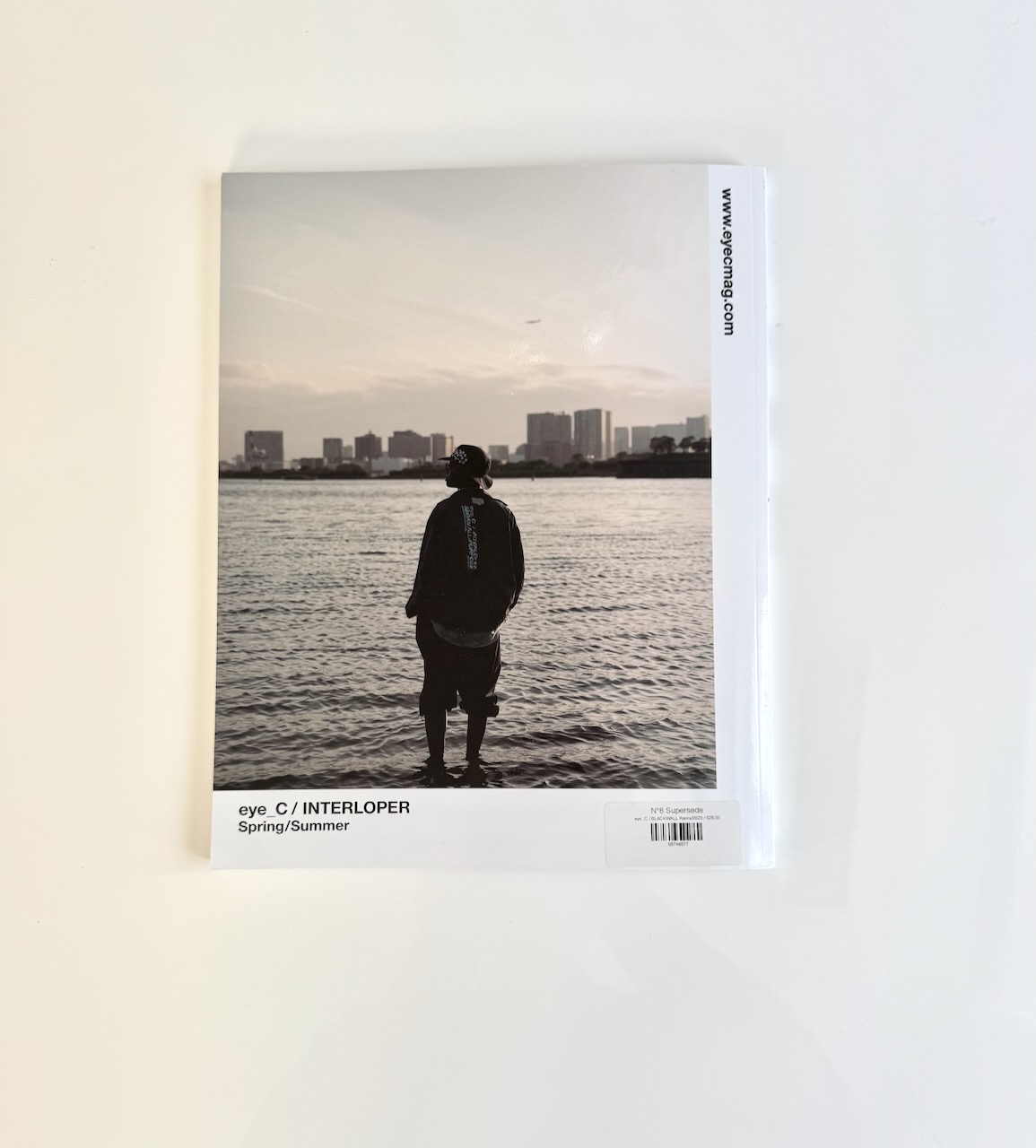 eye_c Magazine Inventory control N°8